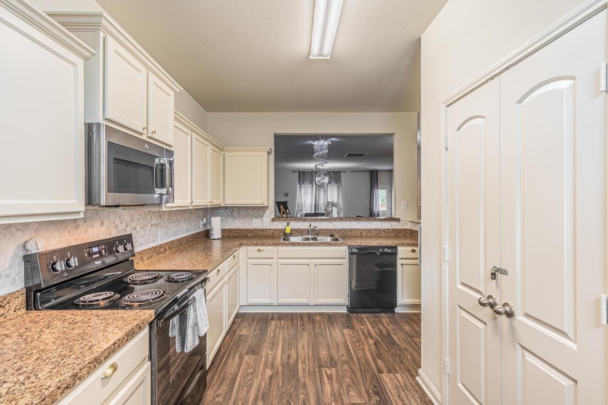 Luxury 5Br Dallas Retreat With Business Amenities - Perfect For Business Travelers, Families & Groups Exterior foto